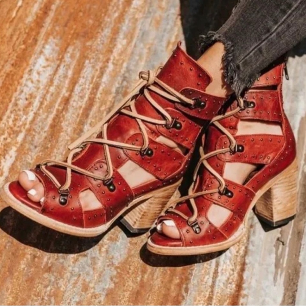 Free Bird Sandal boot